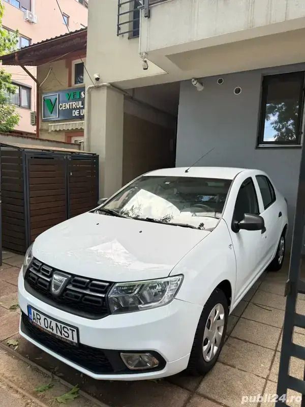 Alb Utilizat 2017 Dacia Logan Berlinǎ | 5.900 EUR (Preț OK) - Imagine 1/4