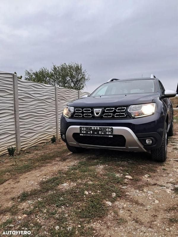 Culoarealbastru Utilizat 2019 Dacia Duster Prestige SUV | 11.650 EUR (Preț OK) - Imagine 1/4