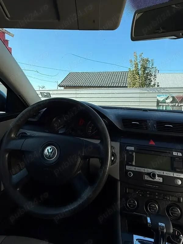 Utilizat 2008 VW Passat Berlinǎ | 2.650 EUR - Imagine 1/4