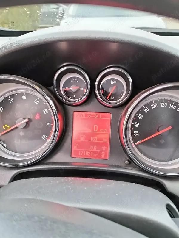 Second-hand Opel Astra 115 CP (84 kW) 2014 Berlinǎ