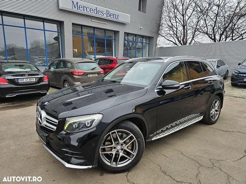 Culoarenegru Utilizat 2016 Mercedes GLC220 SUV | 22.800 EUR (Preț OK) - Imagine 1/4