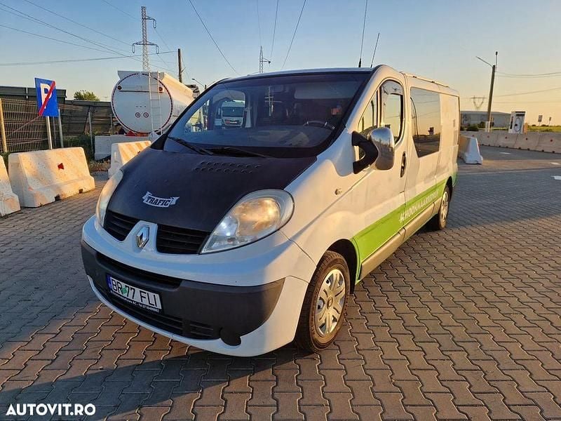 Culoarealb Utilizat 2008 Renault Trafic Van | 5.300 EUR (Super Preț) - Imagine 1/4