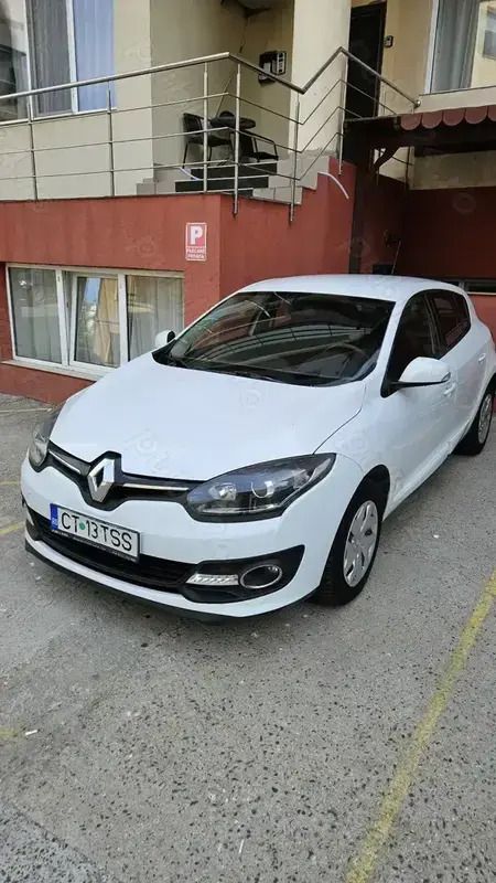 Utilizat 2016 Renault Mégane III Hatchback | 5.800 EUR (Preț OK) - Imagine 1/4