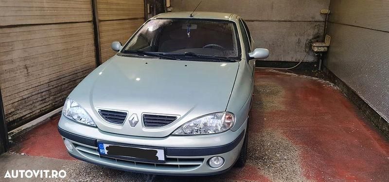 Culoarebej Utilizat 2003 Renault Mégane II Expression Berlinǎ | 4.500 EUR - Imagine 1/4