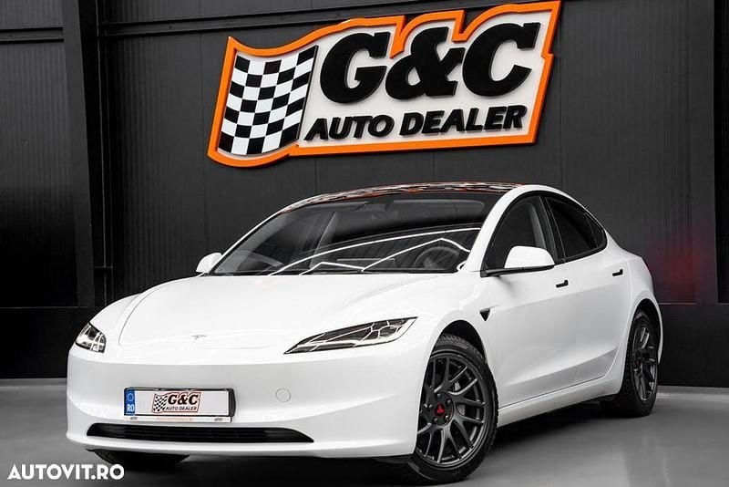 Culoarealb Utilizat 2024 Tesla Model 3 Berlinǎ | 42.000 EUR (Scump) - Imagine 1/4