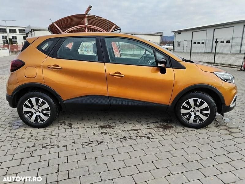 Second-hand Renault Captur Life 90 CP (66 kW) 2019 Culoareportocaliu SUV