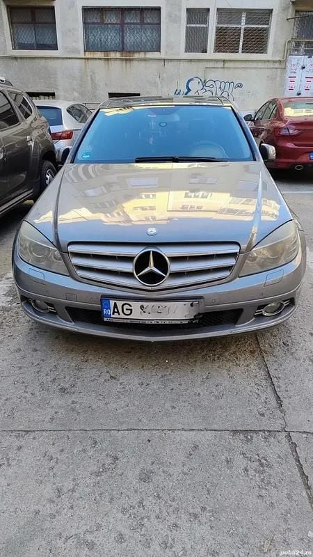 Second-hand Mercedes C220 204 CP (150 kW) 2010 Gri Berlinǎ