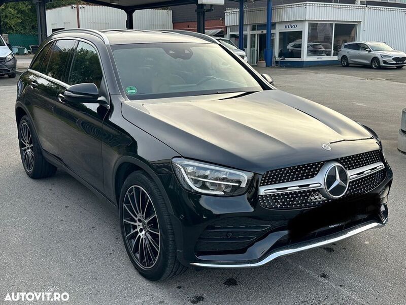 Negru Utilizat 2020 Mercedes GLC300 SUV | 36.600 EUR - Imagine 1/4