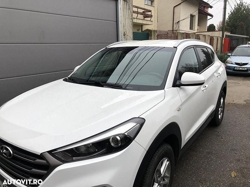 Second-hand Hyundai Tucson 132 CP (97 kW) 2018 Culoarealb SUV