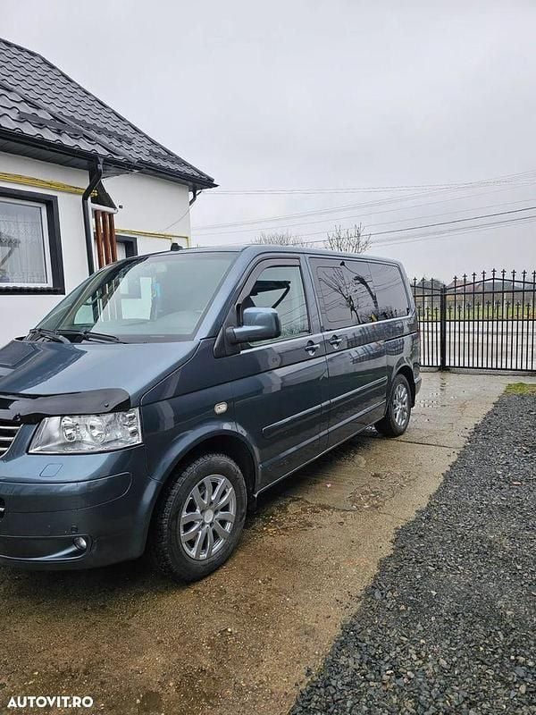 Second-hand VW Multivan 174 CP (127 kW) 2006 Culoaregri Van
