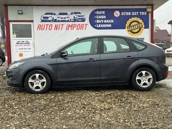 Second-hand Ford Focus 90 CP (66 kW) 2011 Gri Hatchback