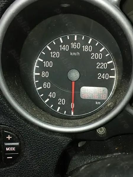 Second-hand Alfa Romeo 147 105 CP (77 kW) 2003 Hatchback