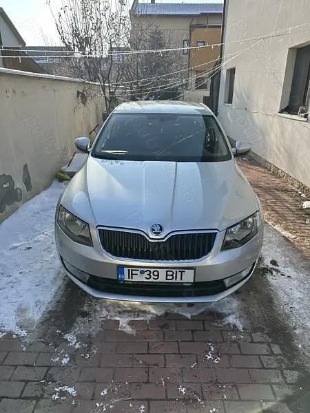 Second-hand Skoda Octavia 105 CP (77 kW) 2015 Argintiu Hatchback