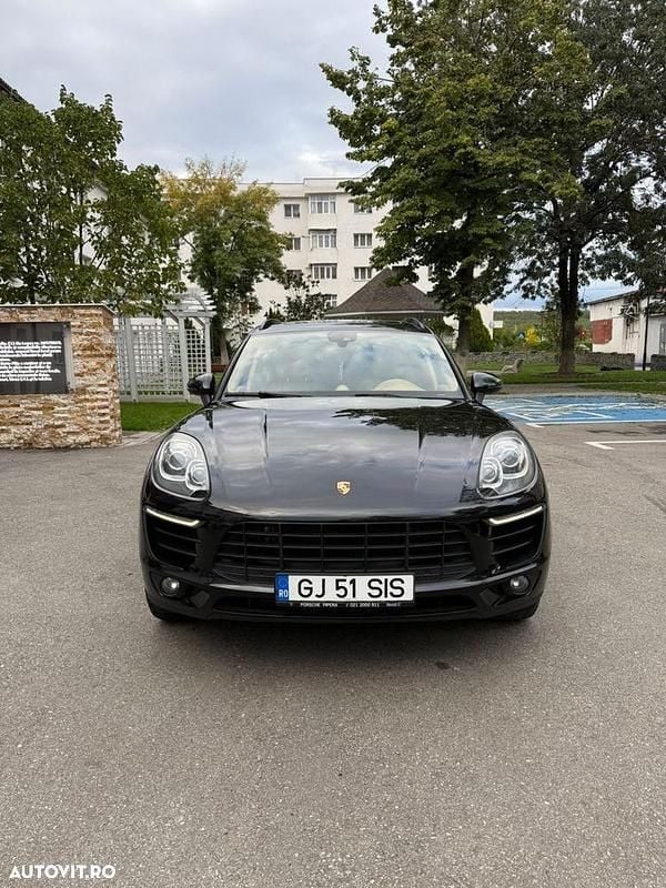 Culoarenegru Utilizat 2014 Porsche Macan SUV | 24.300 EUR - Imagine 1/4
