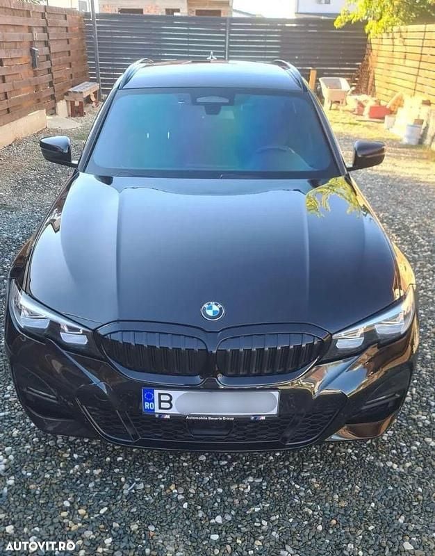 Culoarenegru Utilizat 2020 BMW 320 Shadowline Break | 26.500 EUR (Preț OK) - Imagine 1/4