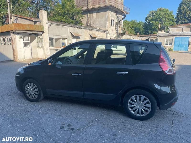 Second-hand Renault Scénic III 110 CP (80 kW) 2009 Culoarenegru Monovolum