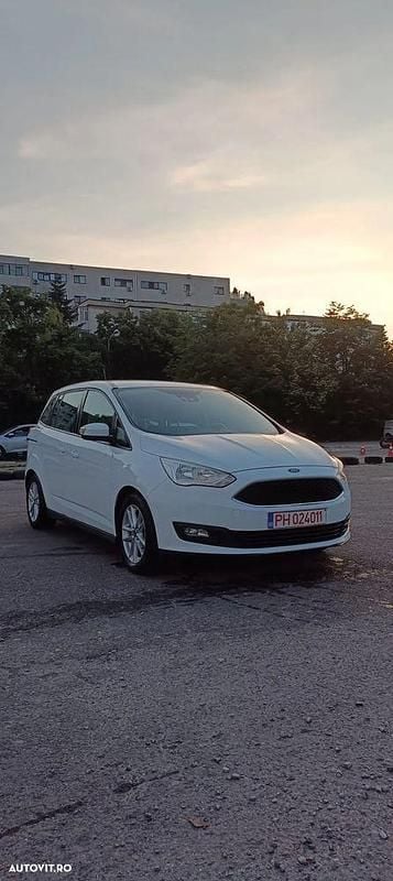 Culoarealb Utilizat 2019 Ford C-MAX Monovolum | 6.999 EUR (Preț bun) - Imagine 1/4