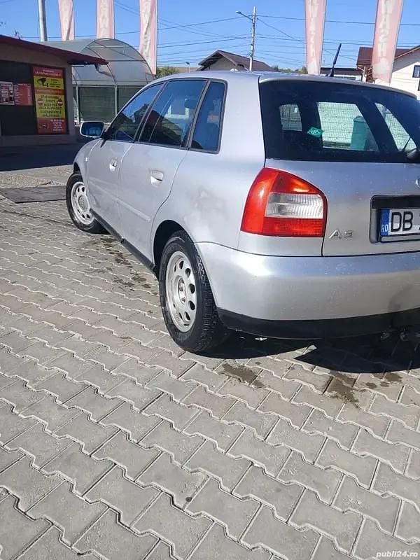 Gri Utilizat 2001 Audi A3 Berlinǎ | 1.350 EUR - Imagine 1/4
