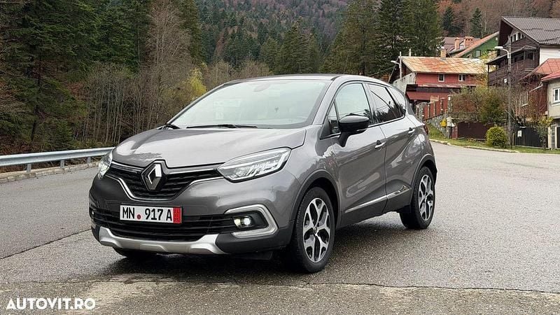 Culoareargint Utilizat 2020 Renault Captur Life SUV | 10.299 EUR (Preț OK) - Imagine 1/4