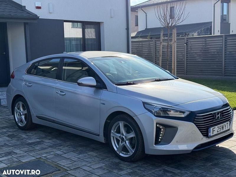 Culoaregri Second-hand 2018 Hyundai Ioniq Premium Hatchback | 15.200 EUR (Preț OK) - Imagine 1/4