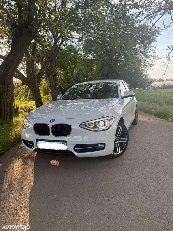 Culoarealb Utilizat 2012 BMW 118 Comfort Edition Hatchback | 6.250 EUR (Preț OK) - Imagine 1/4