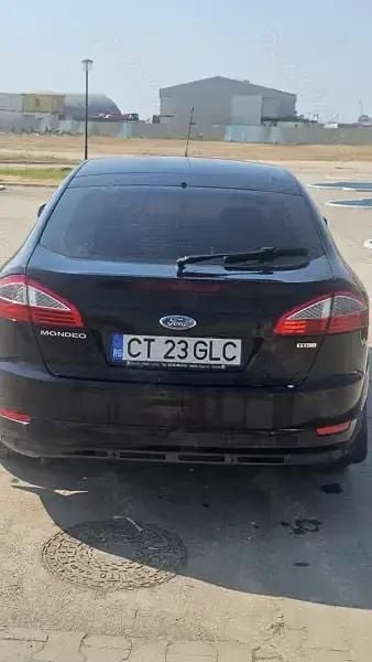 Utilizat 2008 Ford Mondeo Berlinǎ | 2.300 EUR (Preț bun) - Imagine 1/4