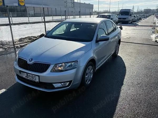 Second-hand Skoda Octavia Ambition 110 CP (80 kW) 2016 Argintiu Hatchback