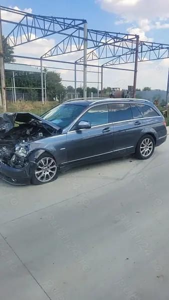 Utilizat 2009 Mercedes A220 Break | 1.300 EUR - Imagine 1/4