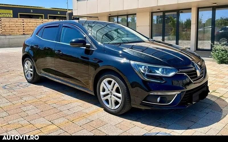 Culoarenegru Utilizat 2018 Renault Mégane IV | 9.800 EUR (Preț OK) - Imagine 1/4