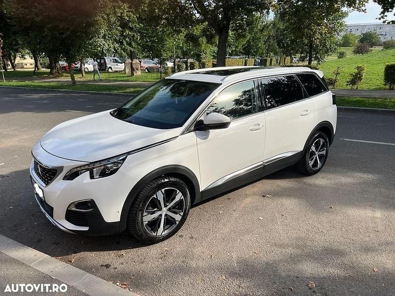 Culoarealb Utilizat 2018 Peugeot 5008 Allure Monovolum | 16.500 EUR (Scump) - Imagine 1/4