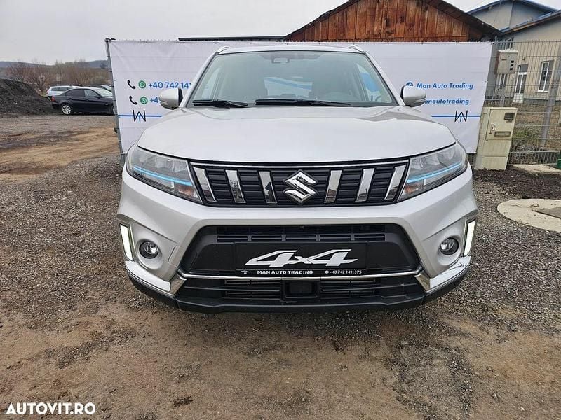 Second-hand Suzuki Vitara 129 CP (94 kW) 2022 Culoareargint SUV