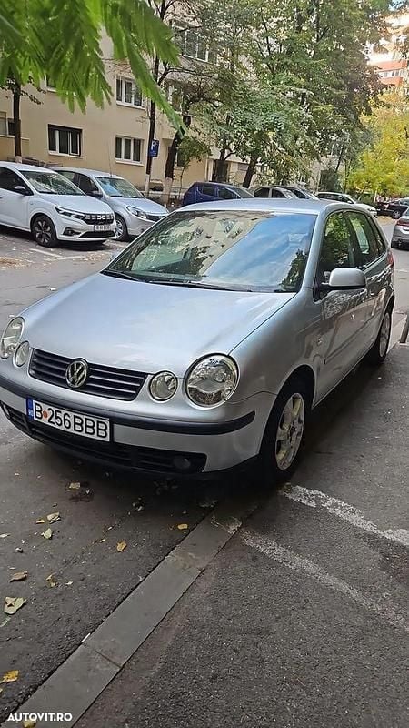 Culoaregri Utilizat 2003 VW Polo Highline Hatchback | 1.950 EUR (Preț bun) - Imagine 1/4