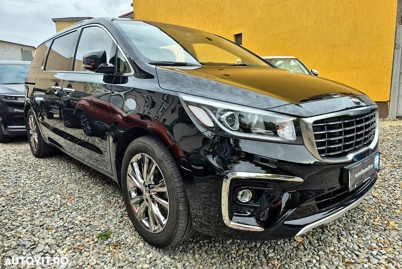 Second-hand Kia Carnival 200 CP (147 kW) 2020 Negru Monovolum