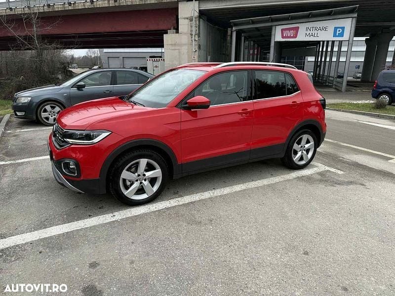 Second-hand VW T-Cross Style 115 CP (84 kW) 2020 Culoarerosu SUV