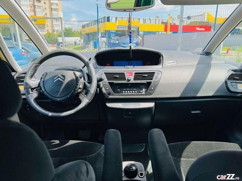Second-hand Citroën Grand C4 Picasso Dynamique 110 CP (80 kW) 2008 Auriu Monovolum