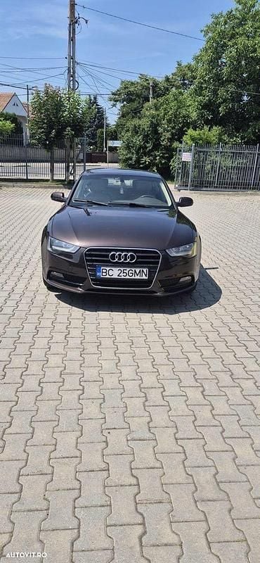 Negru Utilizat 2013 Audi A5 Sportback Berlinǎ | 11.500 EUR (Preț OK) - Imagine 1/4