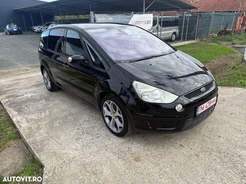 Culoarenegru Utilizat 2009 Ford S-MAX Titanium Monovolum | 2.800 EUR (Preț bun) - Imagine 1/4