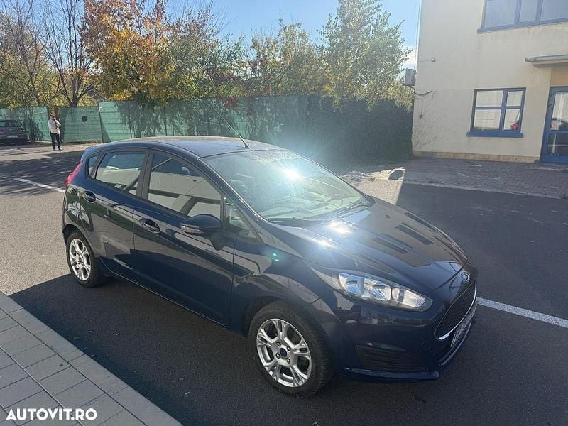 Second-hand Ford Fiesta Trend 80 CP (58 kW) 2016 Culoarealbastru Hatchback