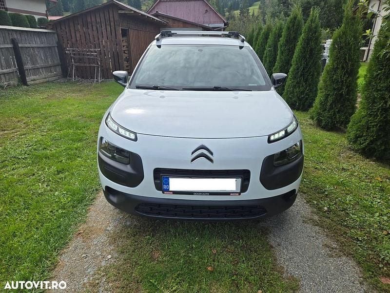 Culoarealb Utilizat 2016 Citroën C4 Cactus PureTech Hatchback | 6.200 EUR (Super Preț) - Imagine 1/4