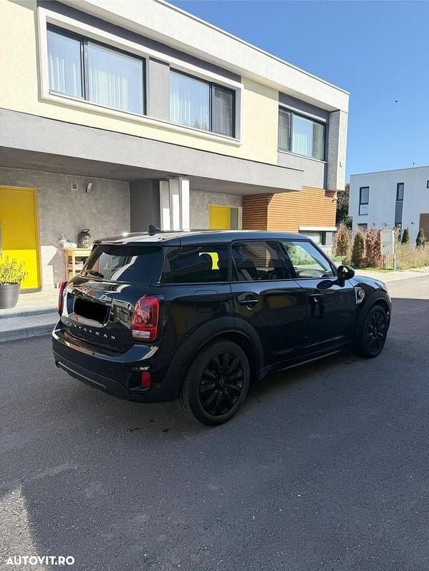 Second-hand Mini Countryman 220 CP (161 kW) 2019 Culoarenegru SUV