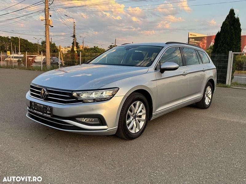 Gri Utilizat 2021 VW Passat Business Break | 16.950 EUR (Preț OK) - Imagine 1/4