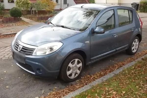 Second-hand Dacia Sandero 75 CP (55 kW) 2012 Hatchback