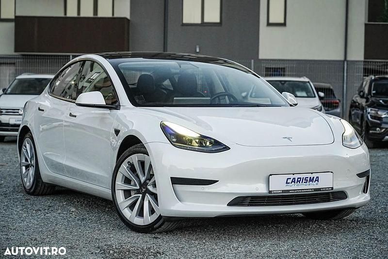 Culoarealb Utilizat 2021 Tesla Model 3 Standard Range Plus Berlinǎ | 25.398 EUR (Preț OK) - Imagine 1/4