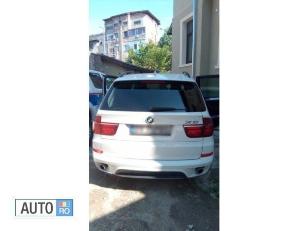 Second-hand BMW X5 245 CP (180 kW) 2012 Alb SUV