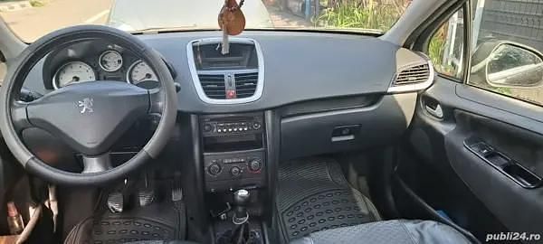 Second-hand Peugeot 207 75 CP (55 kW) 2010 Hatchback