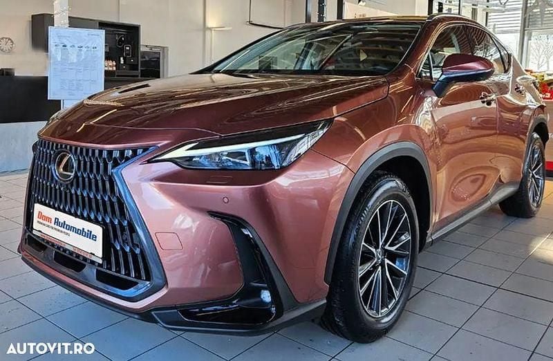 Culoaremaro Nouă 2025 Lexus NX350h E-FOUR Executive Line Berlinǎ | 58.500 EUR - Imagine 1/4