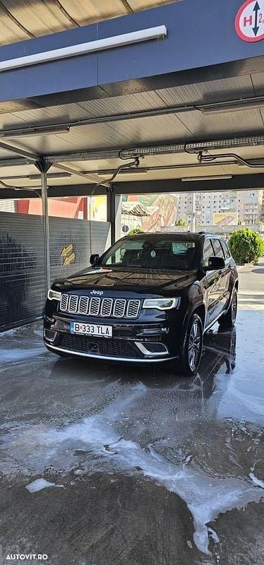 Negru Utilizat 2018 Jeep Grand Cherokee Summit SUV | 22.999 EUR - Imagine 1/2