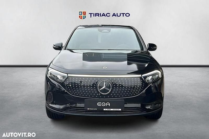 Nouă Mercedes EQA250+ Electric Art 139 kW (190 CP) 2025 Culoarenegru SUV