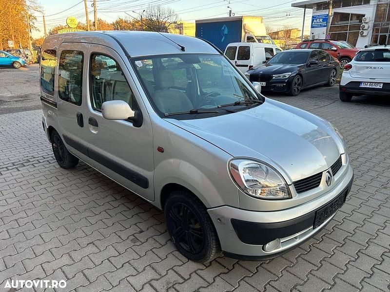 Culoareargint Utilizat 2004 Renault Kangoo Privilege | 1.890 EUR - Imagine 1/4