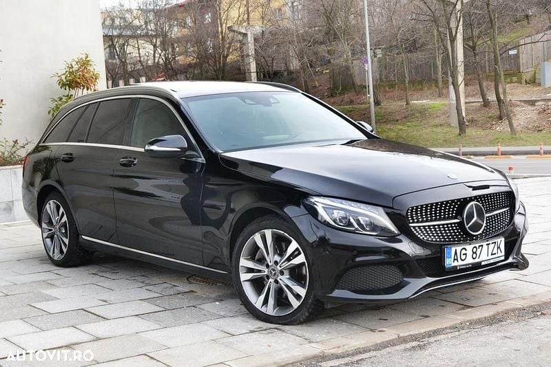 Second-hand Mercedes C250 204 CP (150 kW) 2015 Culoarenegru Break